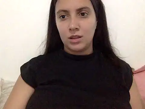 Snapshot of xBubblyBarbiexx chatting on February 18, 3:02 am xBubblyBarbiexx online show from February 18, 3:02 am