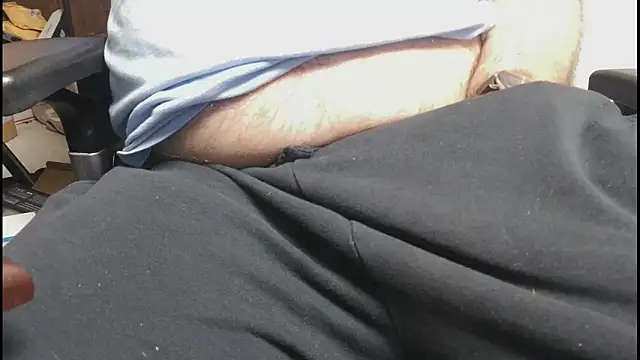 thickdaddy59 online show from March 3, 3:45 am