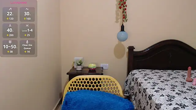 Snapshot of sara_florez1 chatting on January 10, 11:11 am sara florez1 online show from January 10, 11:11 am
