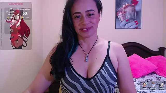 Snapshot of sara_florez1 chatting on September 15, 11:10 am sara florez1 online show from September 15, 11:10 am