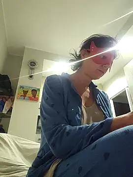 Vagabondainnamorata online show from October 14, 4:24 am