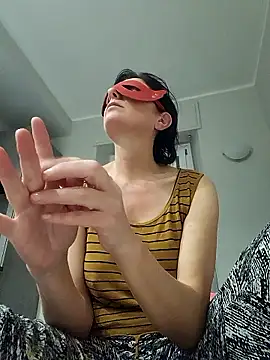 Vagabondainnamorata online show from December 22, 4:15 pm