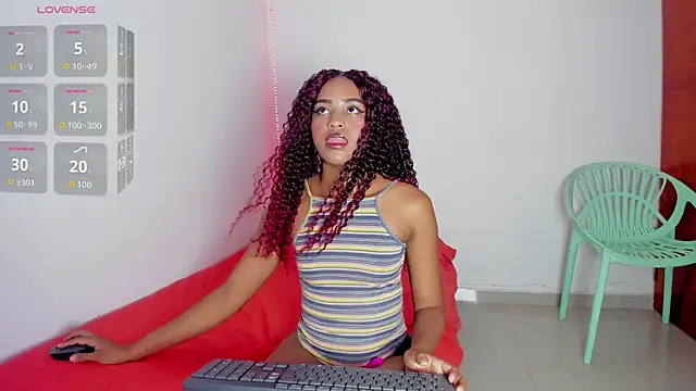 Zoey Donovan online show from September 25, 8:56 pm