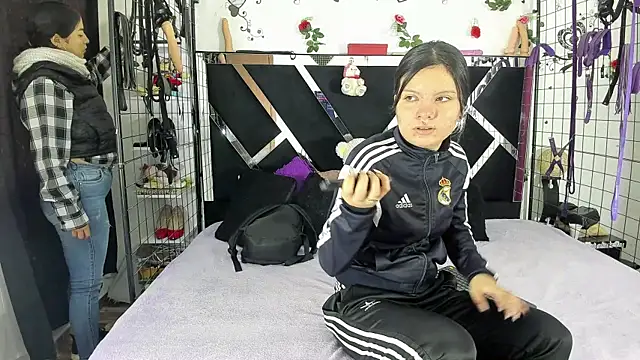 thedream girls online show from December 4, 12:14 pm