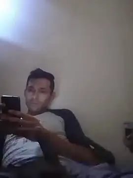 Fer-nand online show from December 18, 8:14 pm