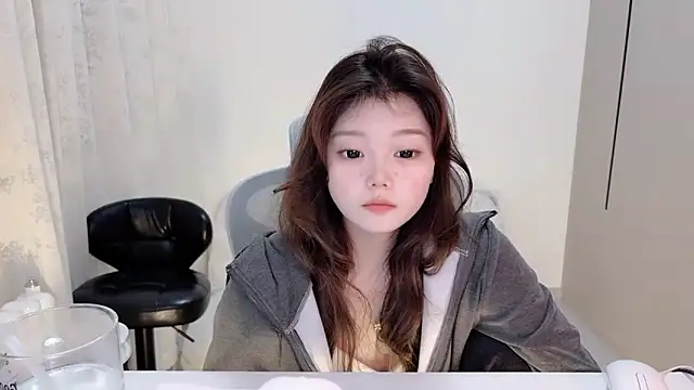 yangyang-1115 online show from November 9, 3:49 am