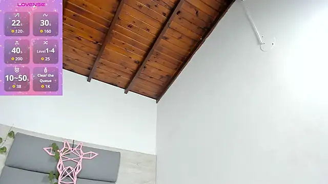 AshleyHill2 online show from December 3, 3:25 am