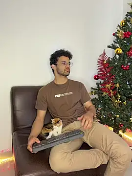 Snapshot of andrewChris_ chatting on November 24, 3:56 pm andrewChris online show from November 24, 3:56 pm