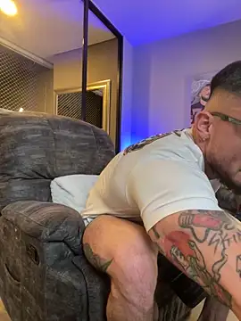 DimitriSullivan  online show from February 23, 5:01 am