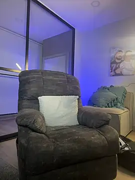 DimitriSullivan  online show from March 2, 3:24 am