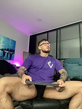 DimitriSullivan  online show from March 12, 2:30 am