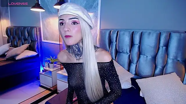 Snapshot of Ameliewitte_mjs chatting on January 4, 12:59 pm Ameliewitte mjs online show from January 4, 12:59 pm