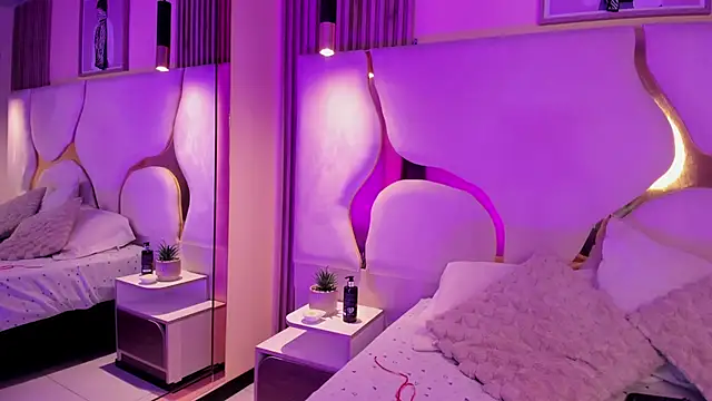 Snapshot of Ameliewitte_mjs chatting on February 22, 7:58 pm Ameliewitte mjs online show from February 22, 7:58 pm