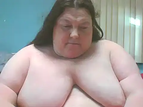 Honeybee2025 online show from January 24, 10:08 pm