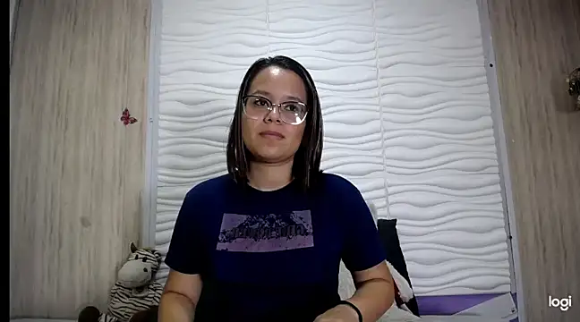 Snapshot of anthiamelisa chatting on January 30, 9:47 pm anthiamelisa online show from January 30, 9:47 pm