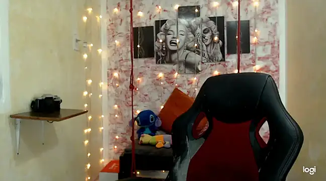 Snapshot of anthiamelisa chatting on March 23, 5:21 am anthiamelisa online show from March 23, 5:21 am
