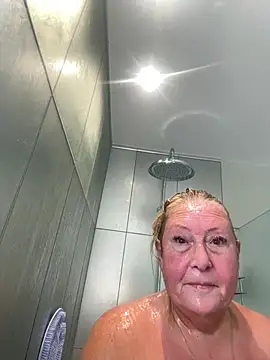 MoistCurveyChanel online show from July 14, 12:11 pm
