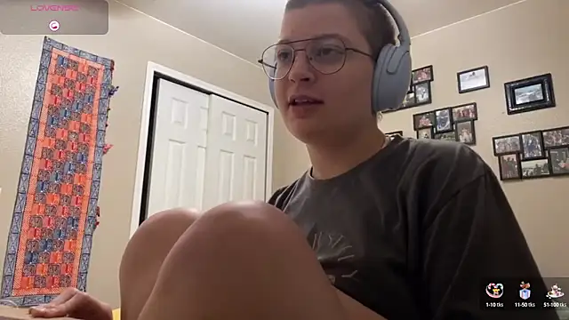 livcutebaby online show from December 25, 4:44 am