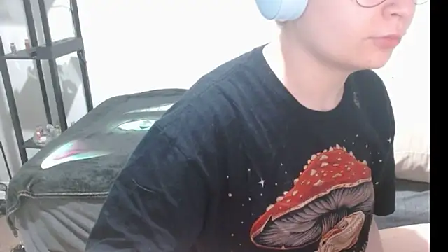 livcutebaby online show from December 31, 1:52 pm