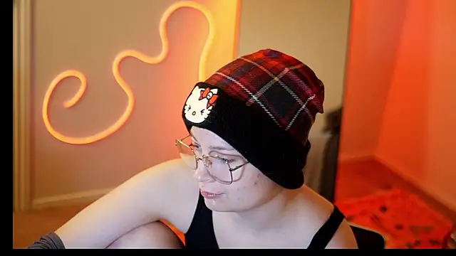 livcutebaby online show from March 22, 2:05 am
