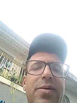 Snapshot of jtf4055 chatting on December 18, 5:30 pm jtf4055 online show from December 18, 5:30 pm