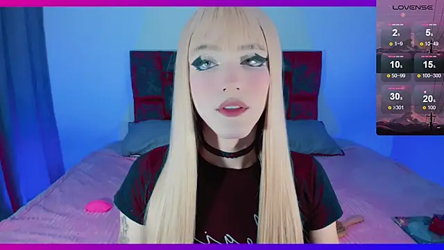 Kirmyy  online show from December 6, 12:45 am