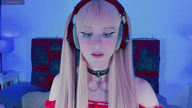 Kirmyy  online show from December 22, 8:39 pm