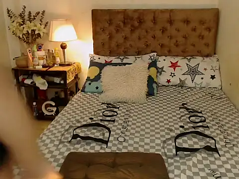 playtimesussy69 online show from December 4, 1:15 am