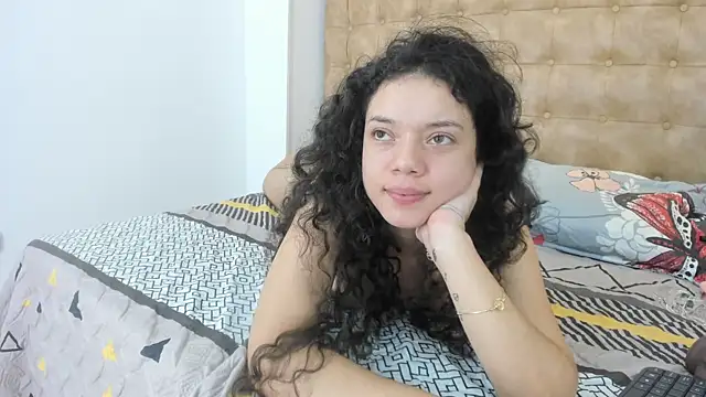 hanna  jadidi online show from January 12, 1:37 pm
