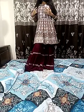 Cute-Bhavya online show from March 7, 1:53 am