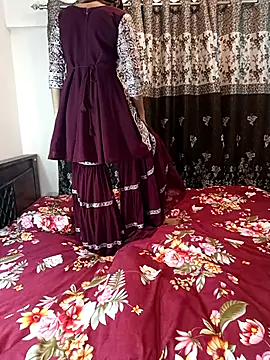 Cute-Bhavya online show from October 10, 11:09 am