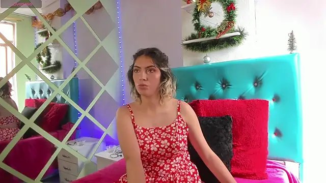 Annie  winter online show from December 15, 2:27 pm