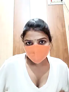 Scheme SS online show from February 3, 5:07 pm