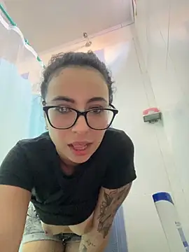 pola adams  online show from October 5, 8:29 pm