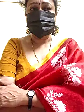Snapshot of rekha_naier chatting on February 5, 4:16 am rekha naier online show from February 5, 4:16 am