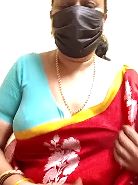 Snapshot of rekha_naier chatting on February 8, 1:11 pm rekha naier online show from February 8, 1:11 pm
