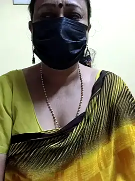 Snapshot of rekha_naier chatting on February 10, 5:14 am rekha naier online show from February 10, 5:14 am