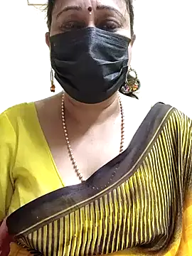 Snapshot of rekha_naier chatting on February 10, 11:25 am rekha naier online show from February 10, 11:25 am