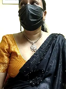 Snapshot of rekha_naier chatting on February 11, 3:40 am rekha naier online show from February 11, 3:40 am