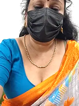 Snapshot of rekha_naier chatting on February 12, 10:59 pm rekha naier online show from February 12, 10:59 pm