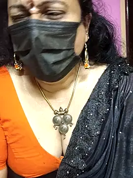 Snapshot of rekha_naier chatting on February 21, 9:22 pm rekha naier online show from February 21, 9:22 pm
