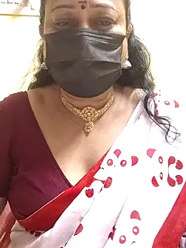 Snapshot of rekha_naier chatting on February 23, 3:13 am rekha naier online show from February 23, 3:13 am