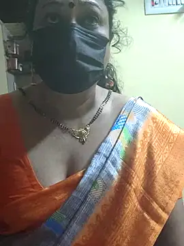 Snapshot of rekha_naier chatting on February 26, 2:04 am rekha naier online show from February 26, 2:04 am