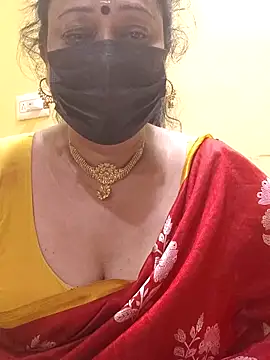 Snapshot of rekha_naier chatting on February 28, 5:26 am rekha naier online show from February 28, 5:26 am