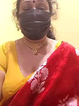 Snapshot of rekha_naier chatting on February 28, 8:31 am rekha naier online show from February 28, 8:31 am