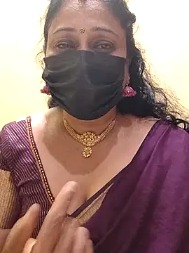 Snapshot of rekha_naier chatting on March 2, 4:10 pm rekha naier online show from March 2, 4:10 pm