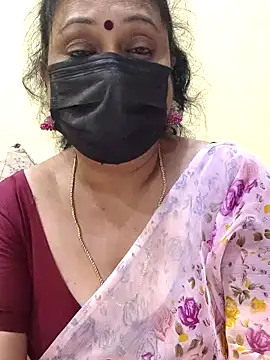 Snapshot of rekha_naier chatting on March 6, 4:38 pm rekha naier online show from March 6, 4:38 pm