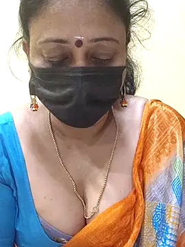 Snapshot of rekha_naier chatting on March 9, 8:51 am rekha naier online show from March 9, 8:51 am