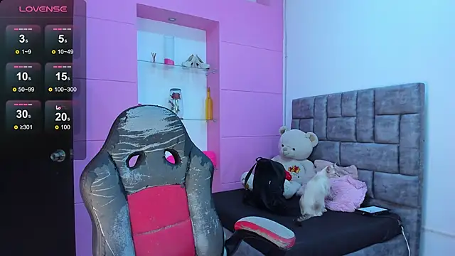 jisoo   online show from September 30, 1:16 pm