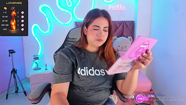 jisoo   online show from December 4, 12:47 pm